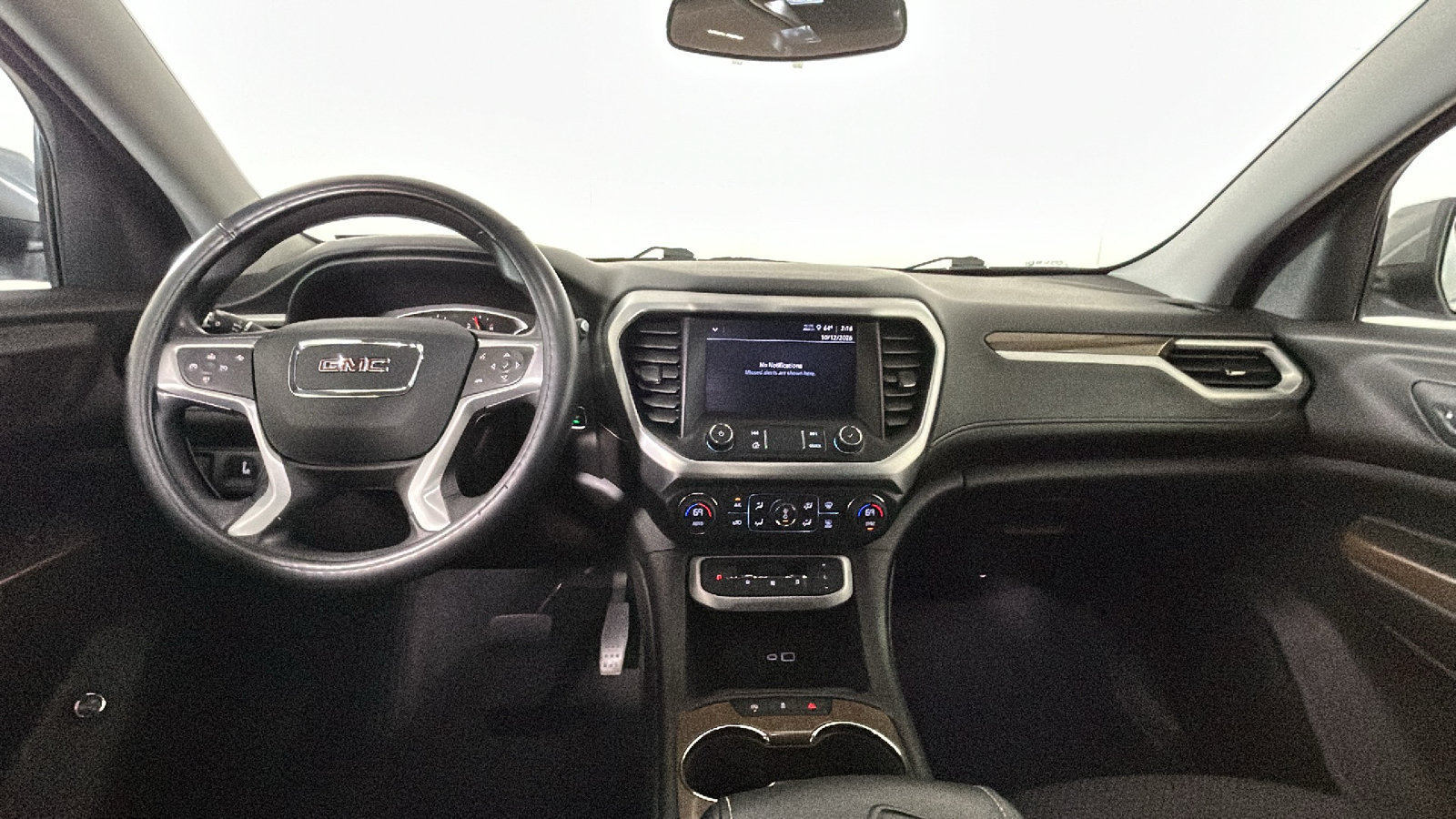 Used 2023 GMC Acadia SLE w/ Driver Convenience Package FWD image 32