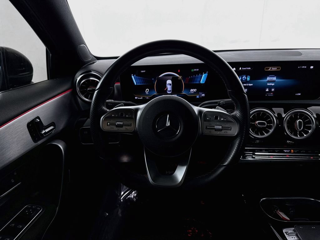 Used 2020 Mercedes-Benz A 35 AMG 4MATIC image 27