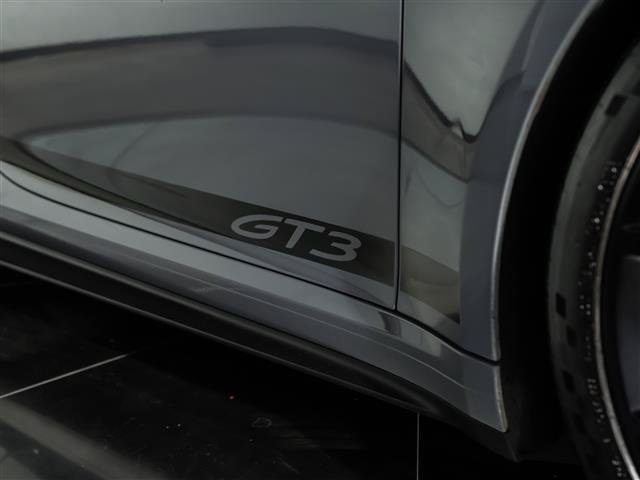 Certified 2024 Porsche 911 GT3 RWD image 17