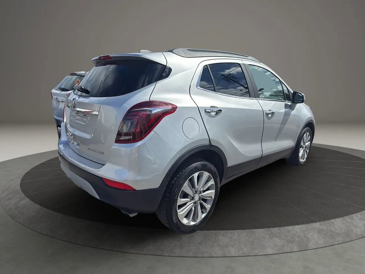 Used 2018 Buick Encore Preferred image 5
