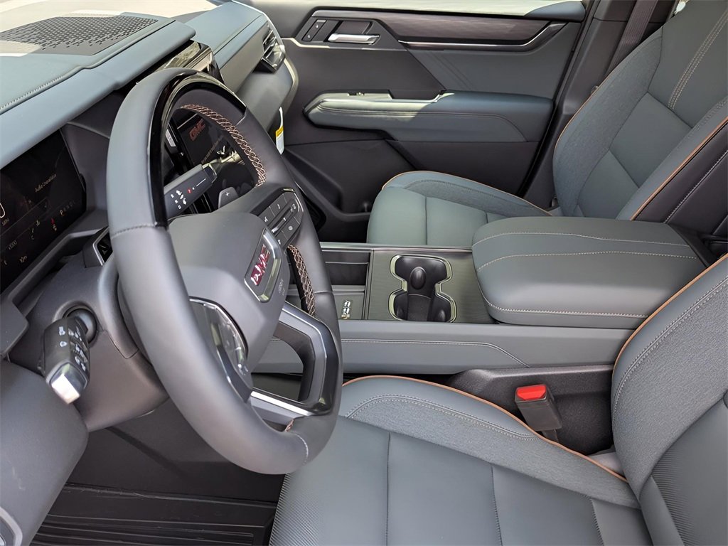 New 2026 GMC Acadia AT4 w/ Super Cruise Package image 7