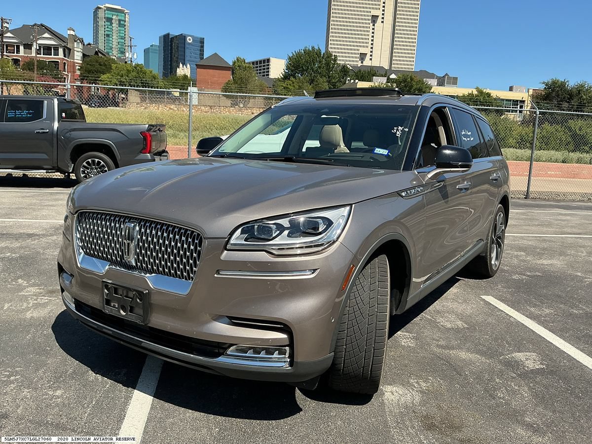 Used 2020 Lincoln Aviator Reserve w/ Equipment Group 202A AWD/4WD image 4