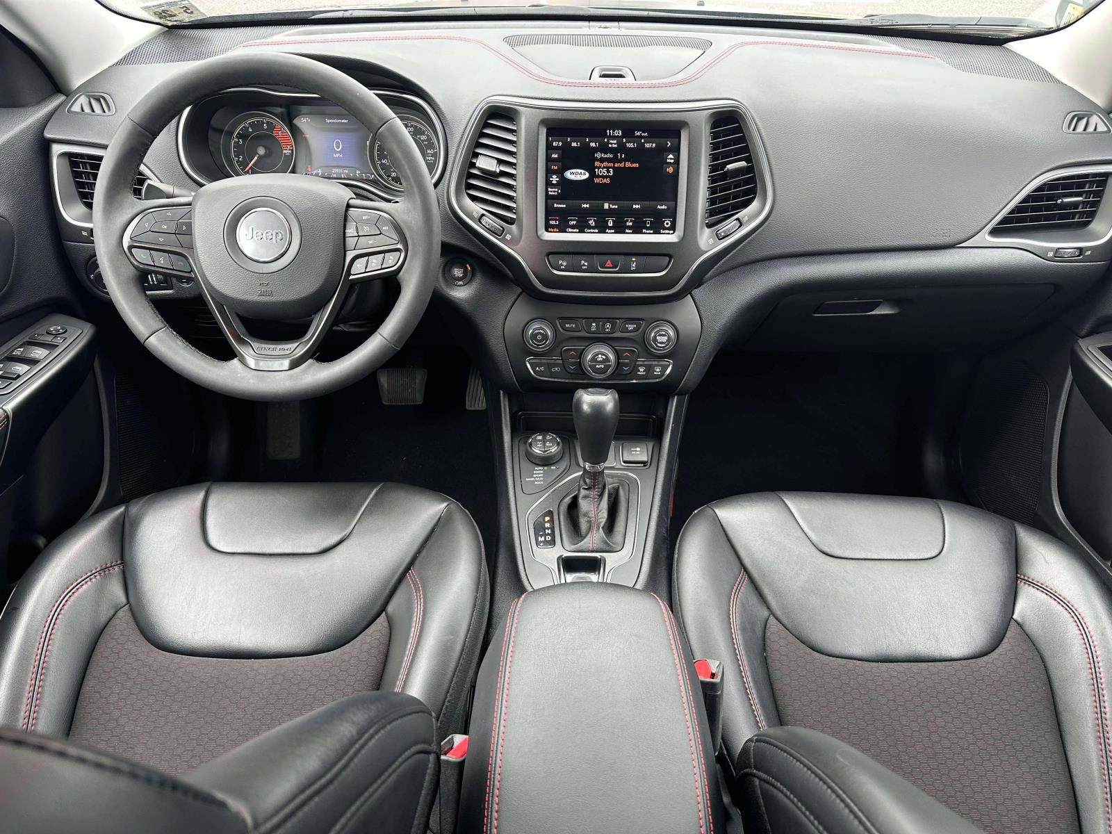 Used 2023 Jeep Cherokee Trailhawk image 12