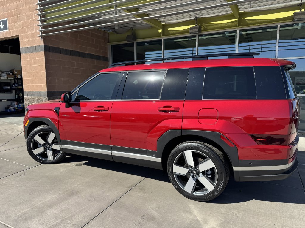 Used 2024 Hyundai Santa Fe Limited image 5