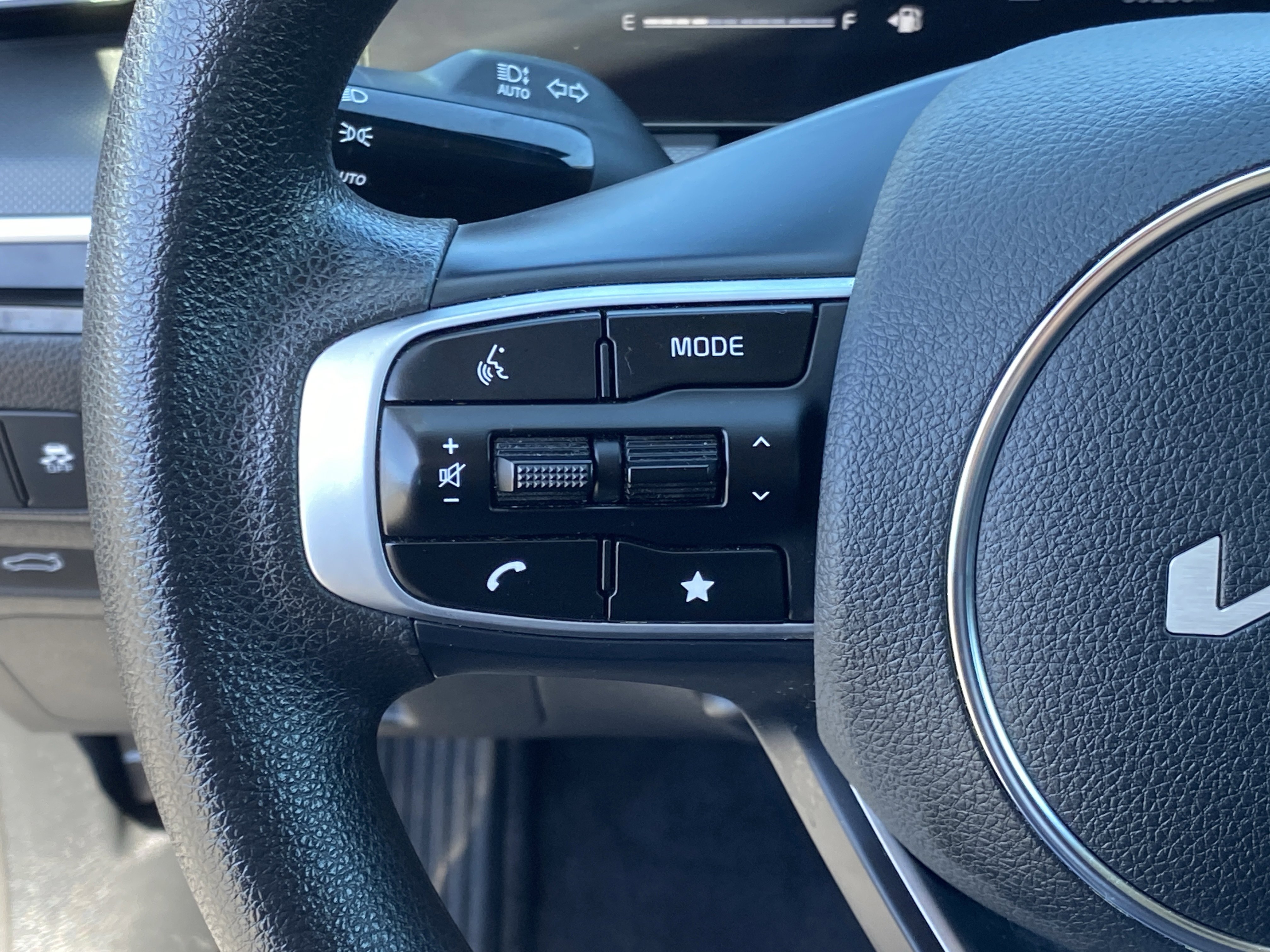 Used 2025 Kia K5 LXS FWD image 25