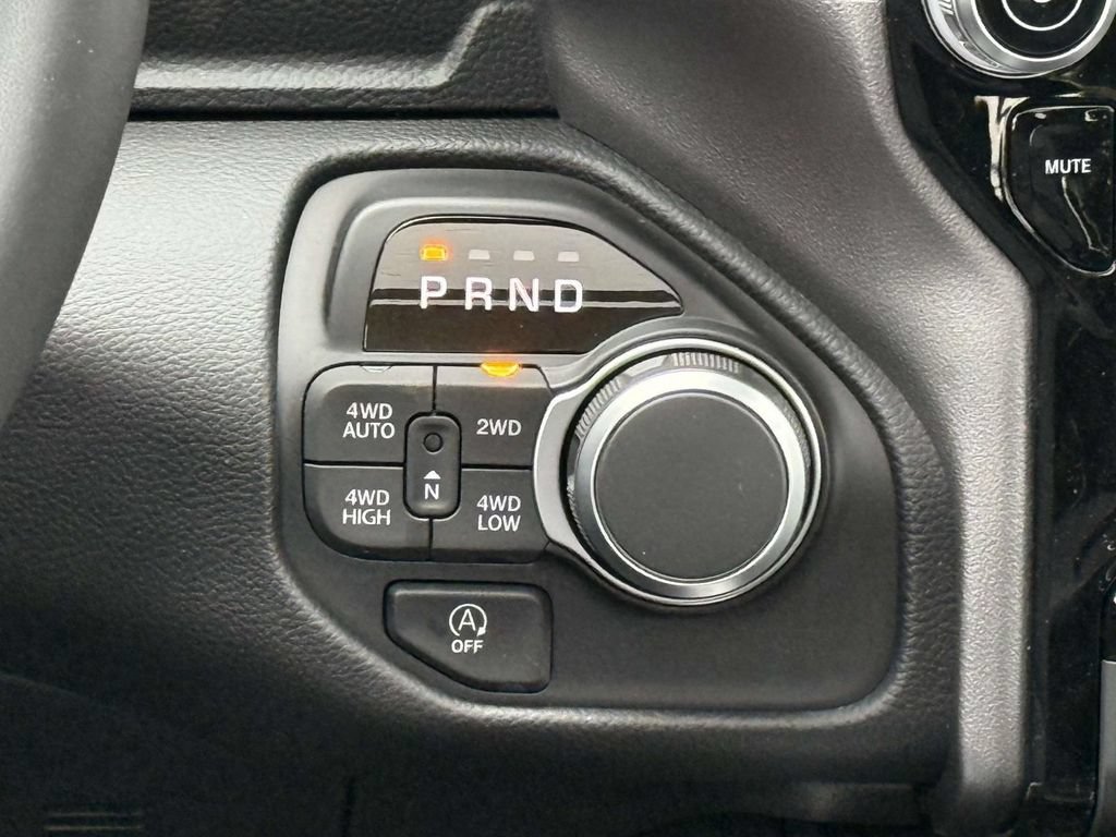 New 2026 RAM 1500 Big Horn AWD/4WD image 22