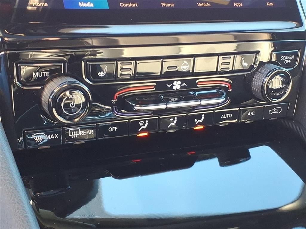 New 2025 Jeep Grand Cherokee L Limited image 27