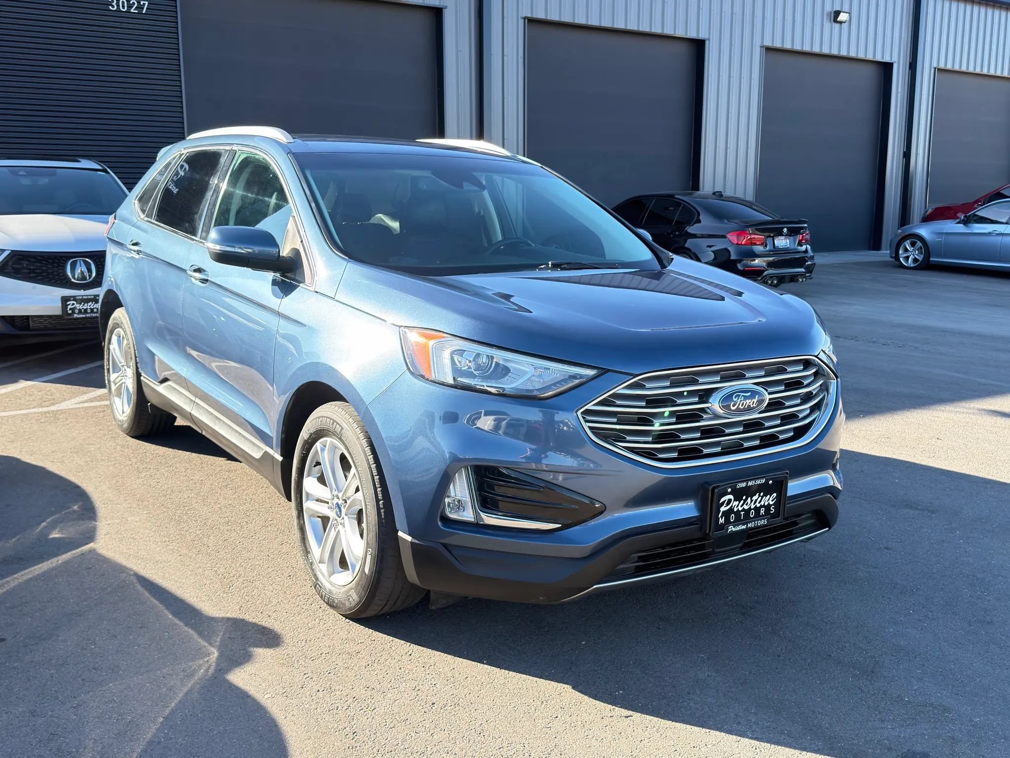 Used 2019 Ford Edge SEL w/ Equipment Group 201A AWD/4WD image 2