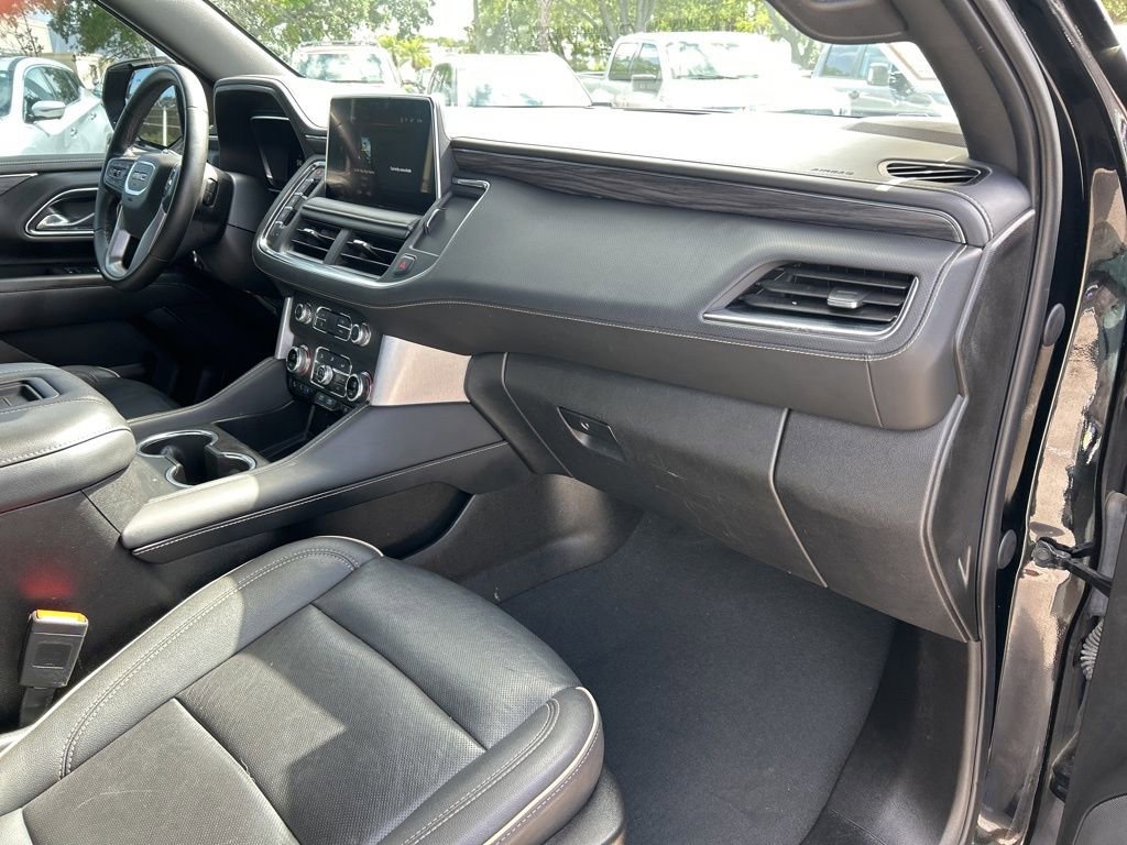 Used 2023 GMC Yukon SLT image 44