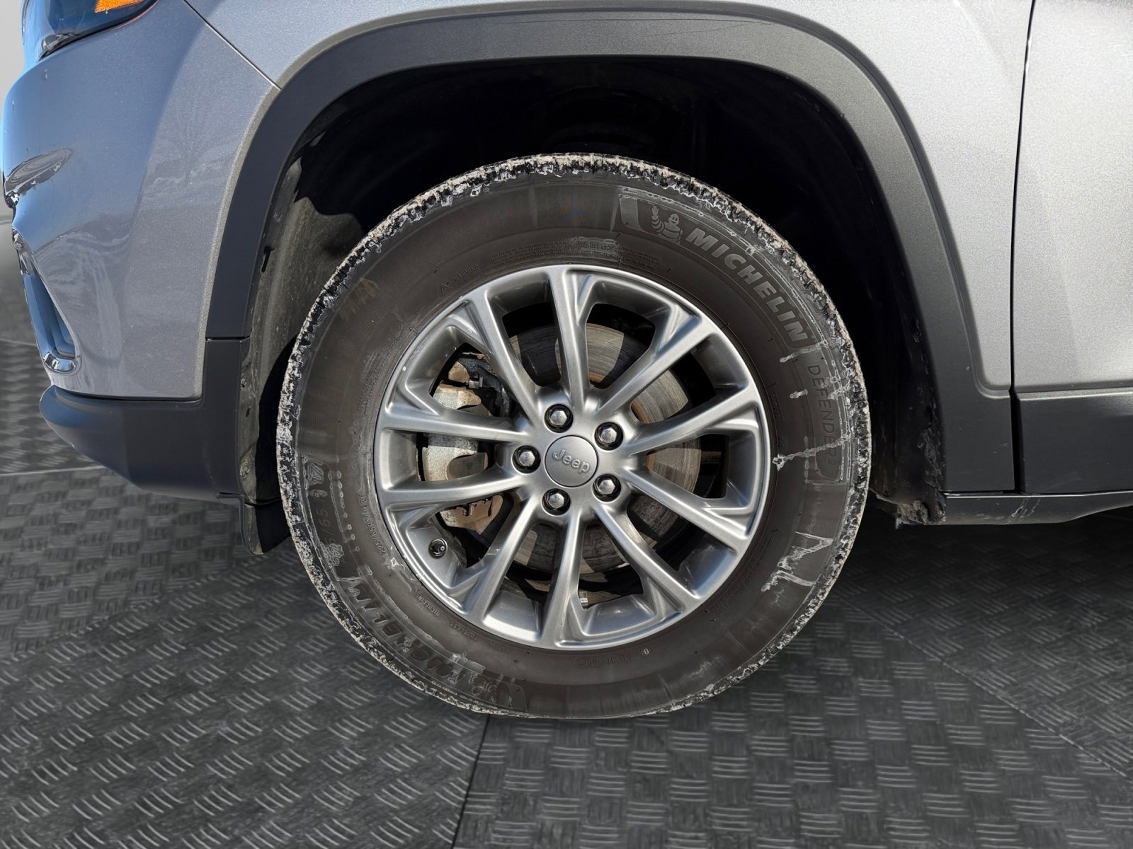 Used 2022 Jeep Cherokee Latitude Lux w/ Sun & Sound Group image 14