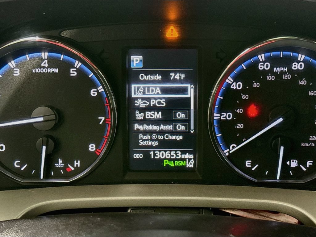 Used 2016 Toyota RAV4 XLE w/ Convenience Package FWD image 13