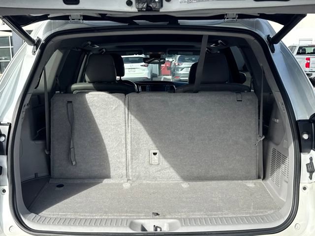 Used 2018 Toyota Highlander XLE image 12