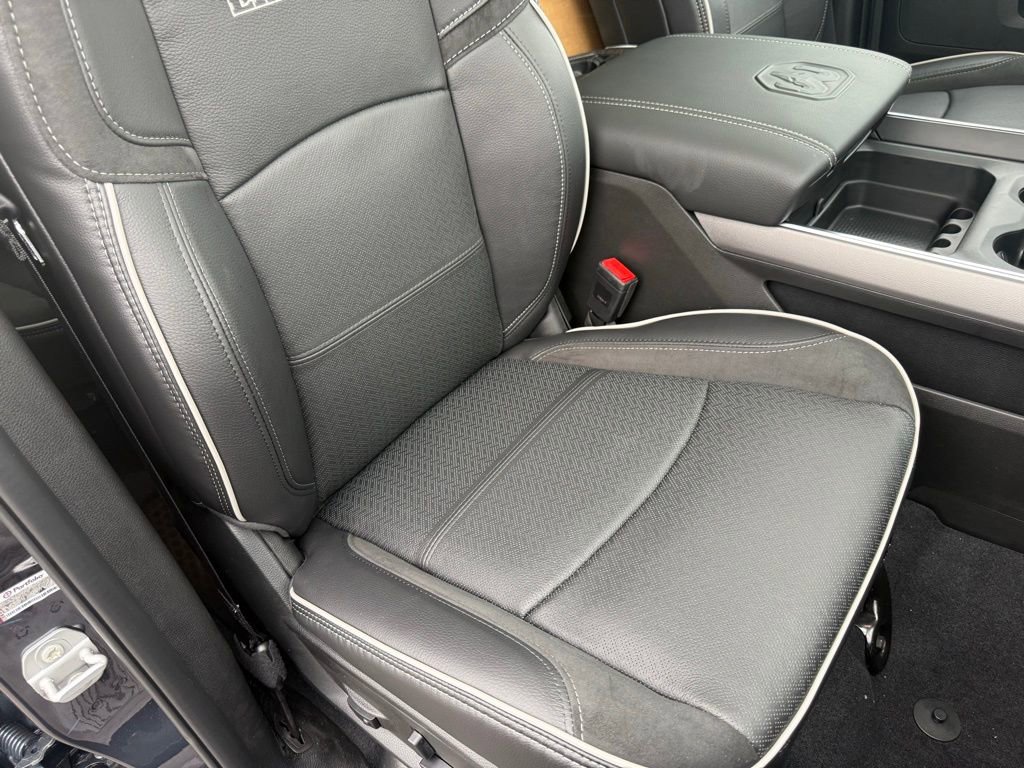 New 2025 RAM 2500 Laramie image 18