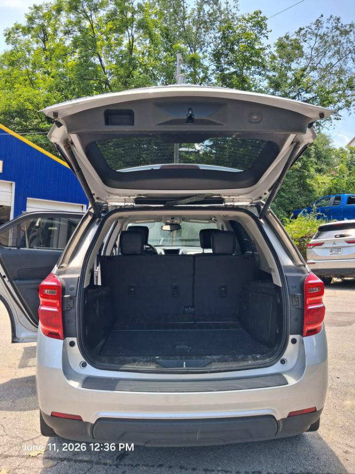 Used 2017 Chevrolet Equinox LT w/ Convenience Package AWD/4WD image 15