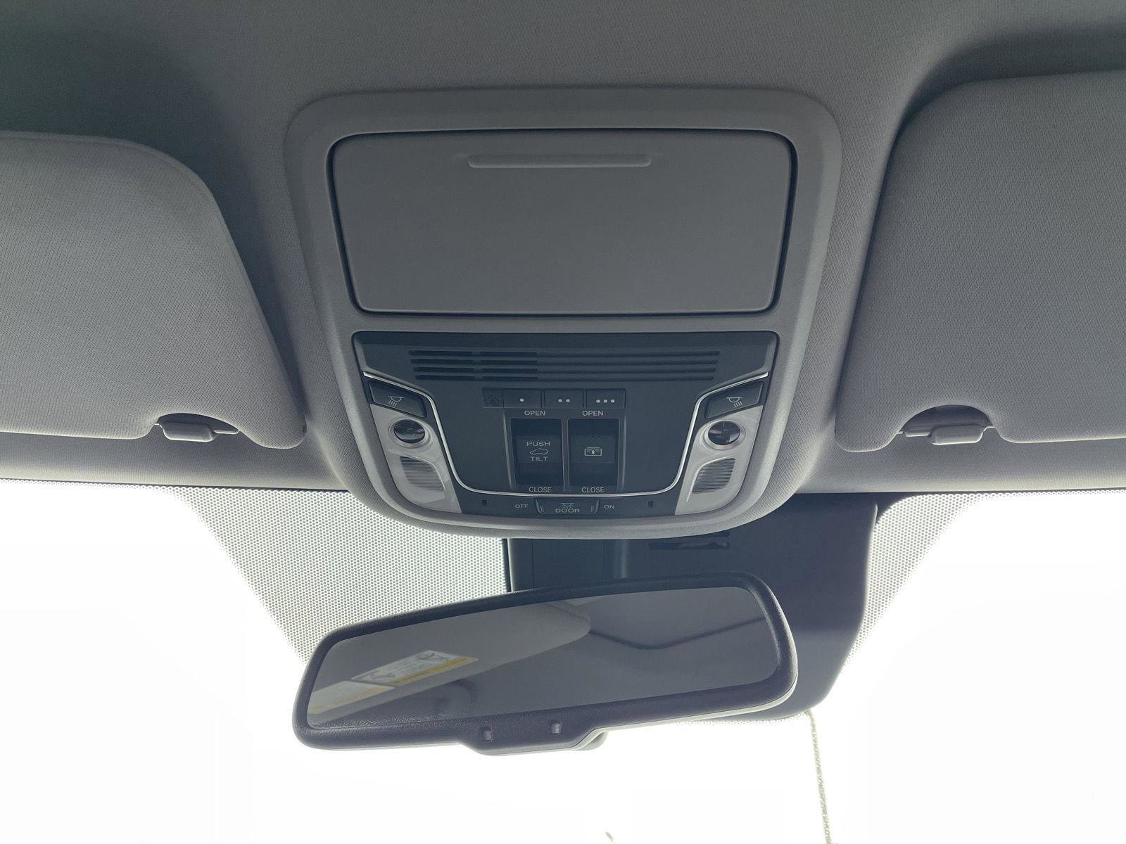 Used 2018 Honda Pilot Elite image 13