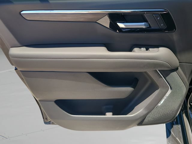New 2026 Chevrolet Suburban LS w/ LPO, Dark Essentials Package RWD image 16
