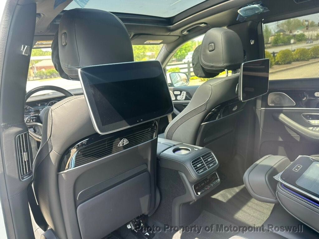 Used 2026 Mercedes-Benz Maybach GLS 600 4MATIC image 29