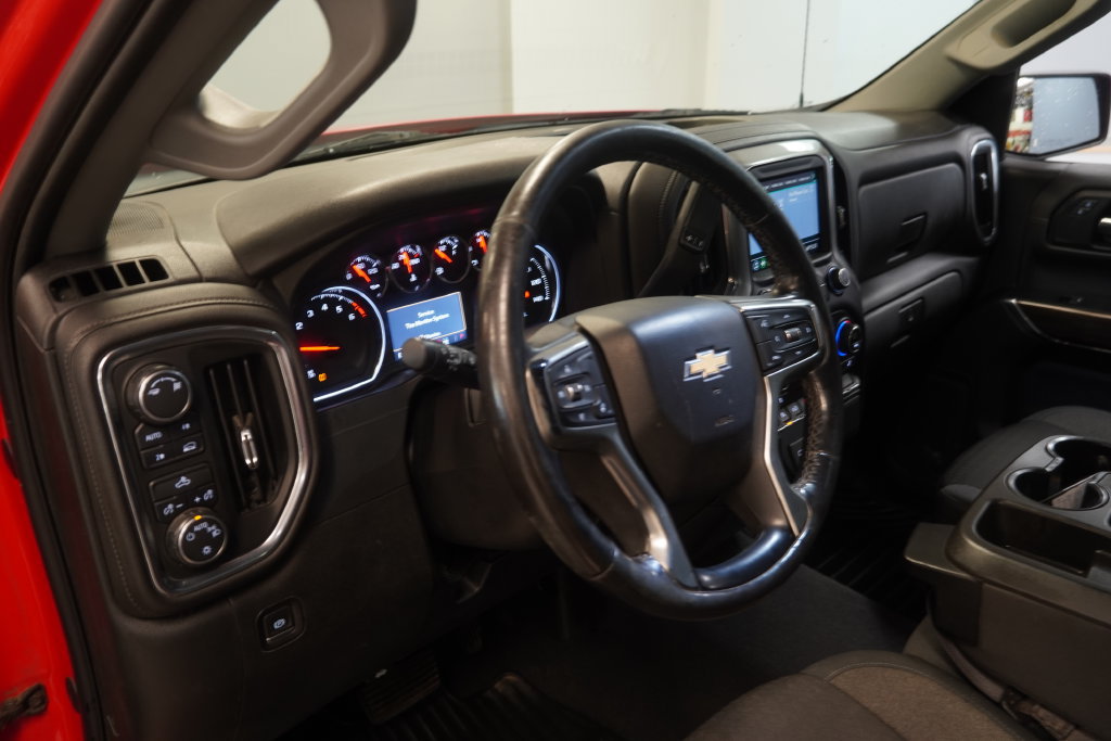 Used 2019 Chevrolet Silverado 1500 LT w/ All-Star Edition AWD/4WD image 6