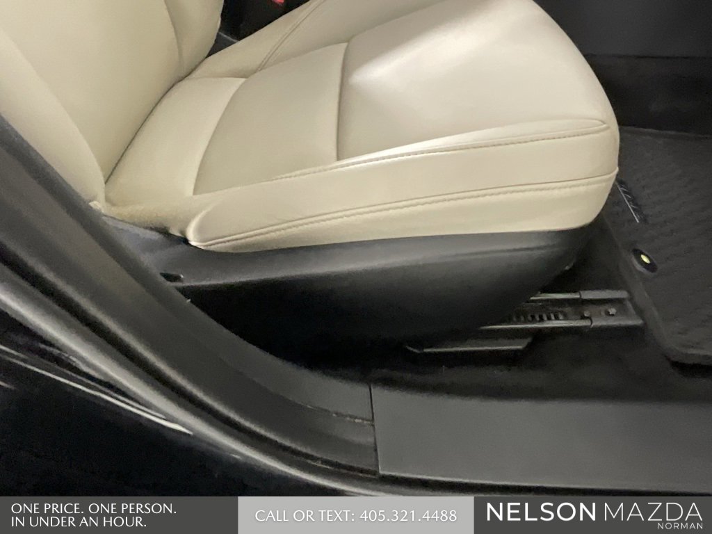 Used 2021 MAZDA MAZDA3 s image 28