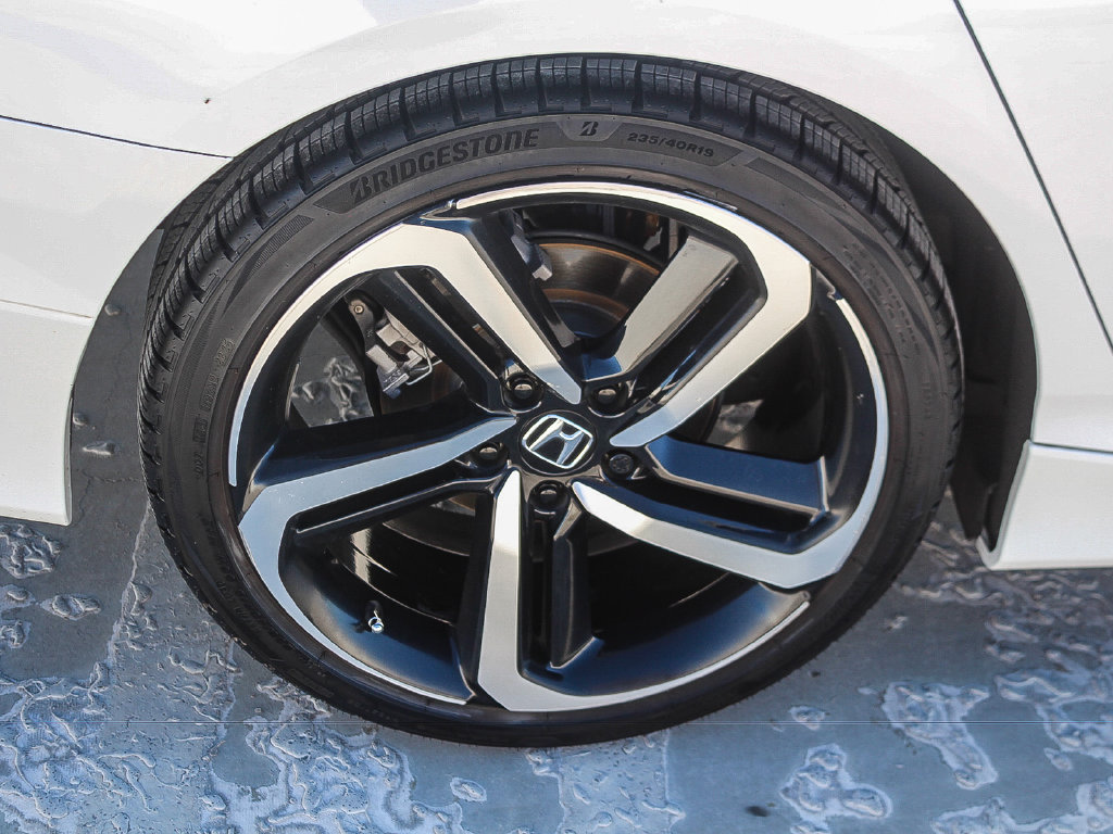 Certified 2022 Honda Accord Sport image 9