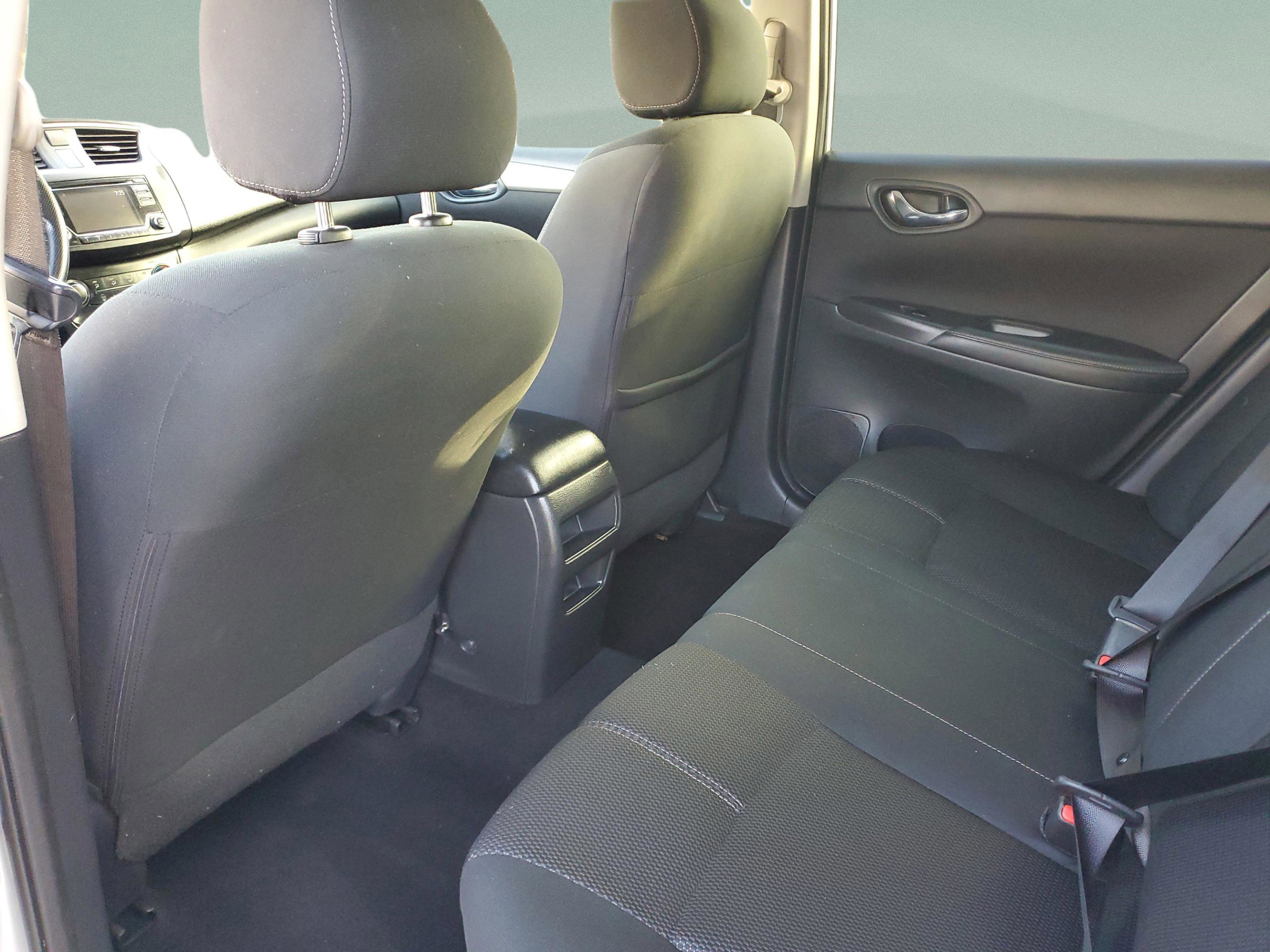 Used 2018 Nissan Sentra S image 6