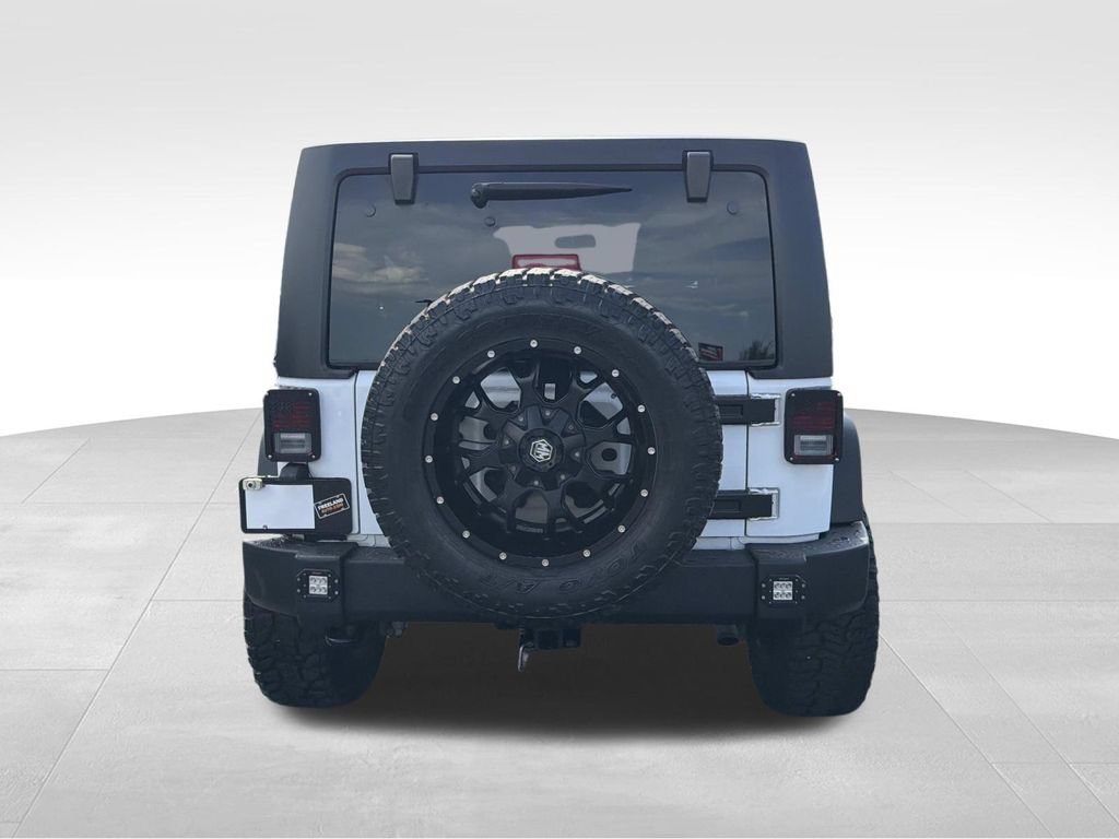 Used 2018 Jeep Wrangler Unlimited Sport S AWD/4WD image 4