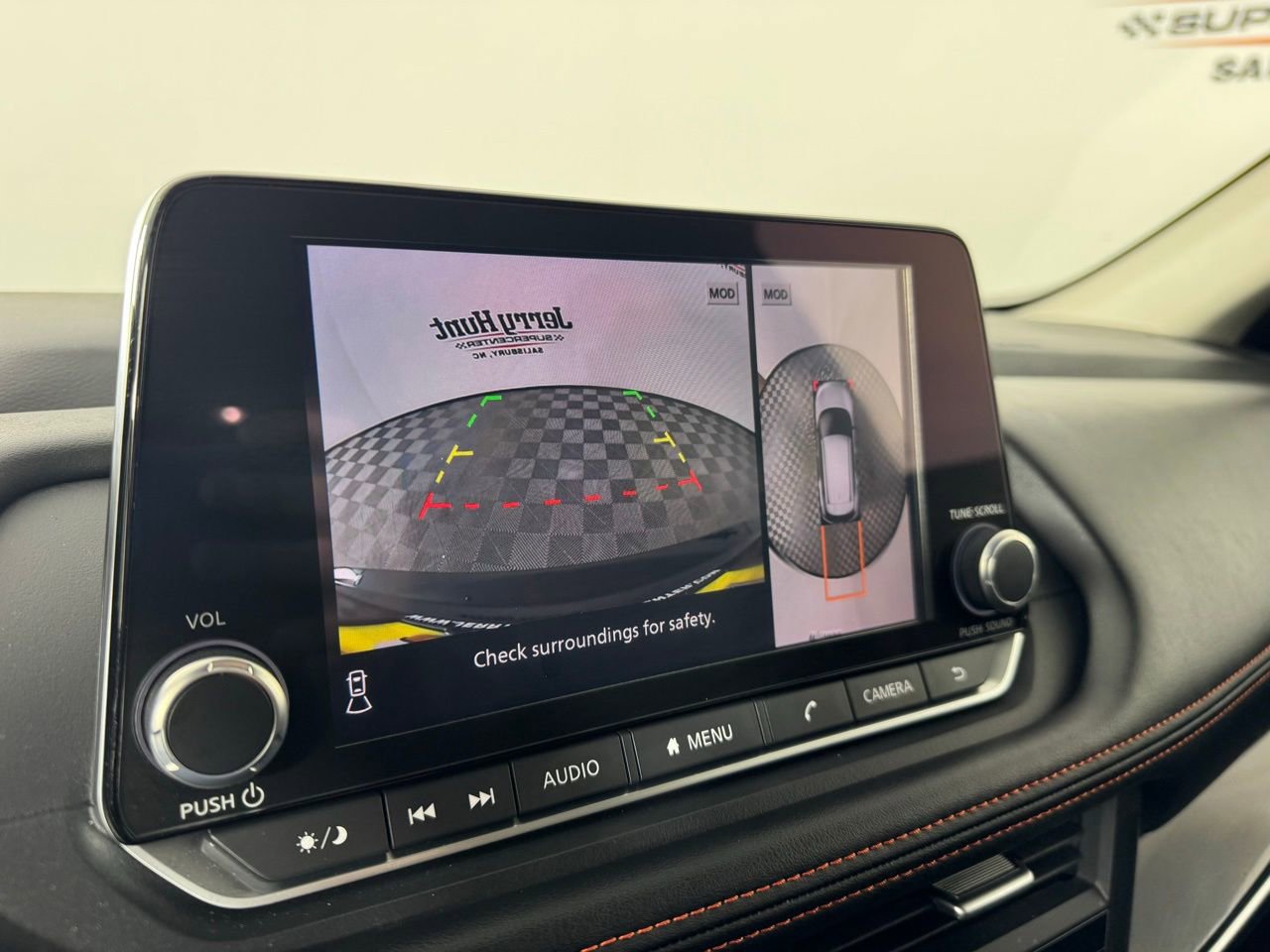 Used 2025 Nissan Rogue SV w/ Rock Creek Premium Package image 3