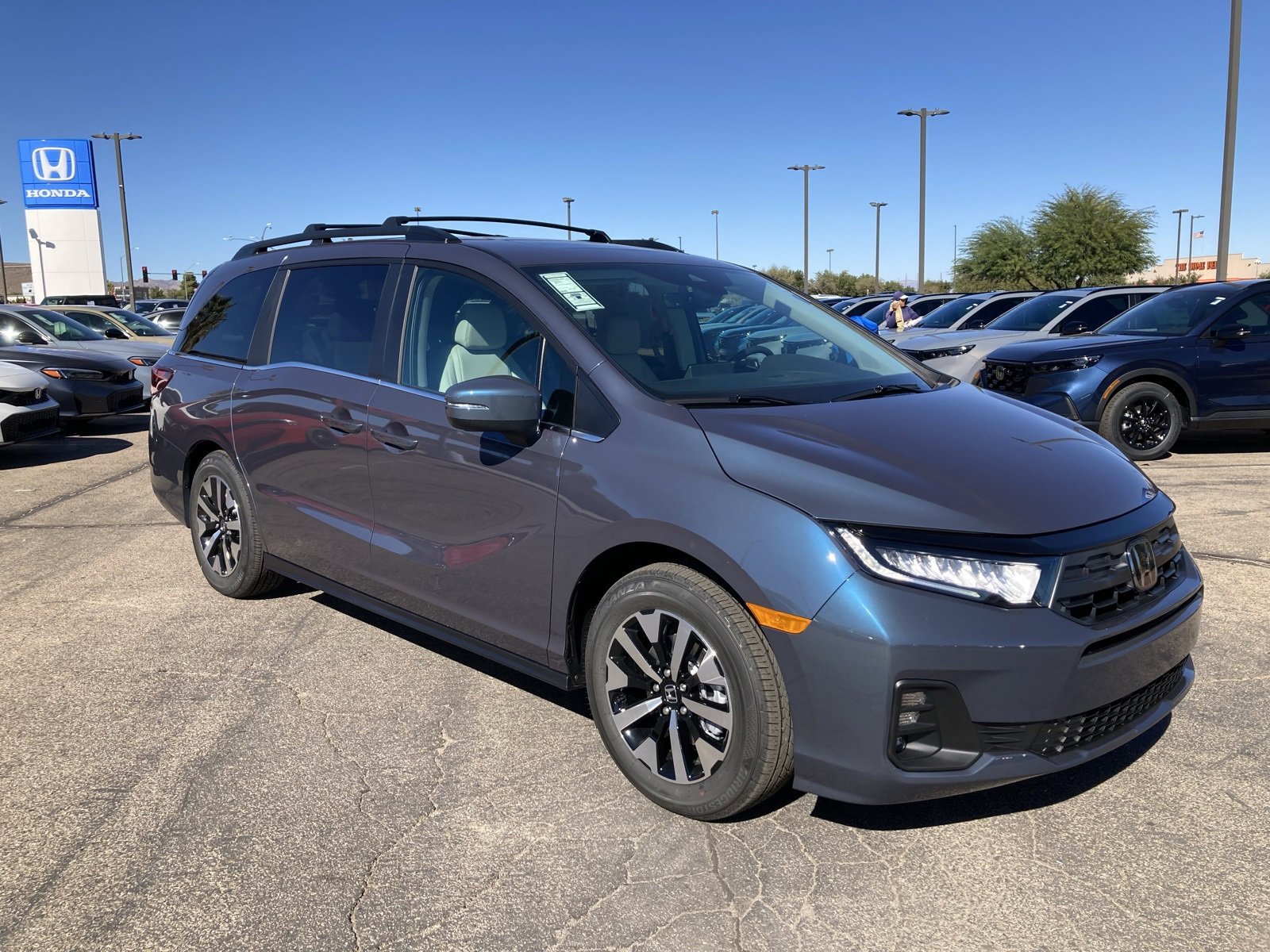 New 2026 Honda Odyssey EX-L image 3