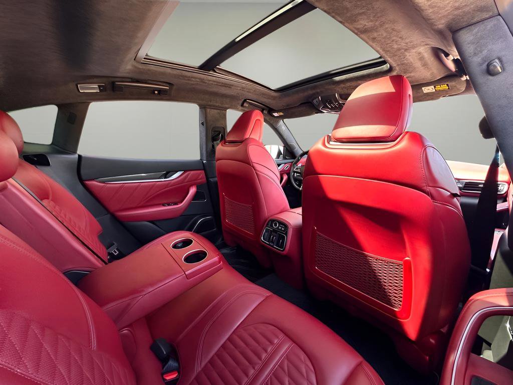Used 2020 Maserati Levante GTS image 27