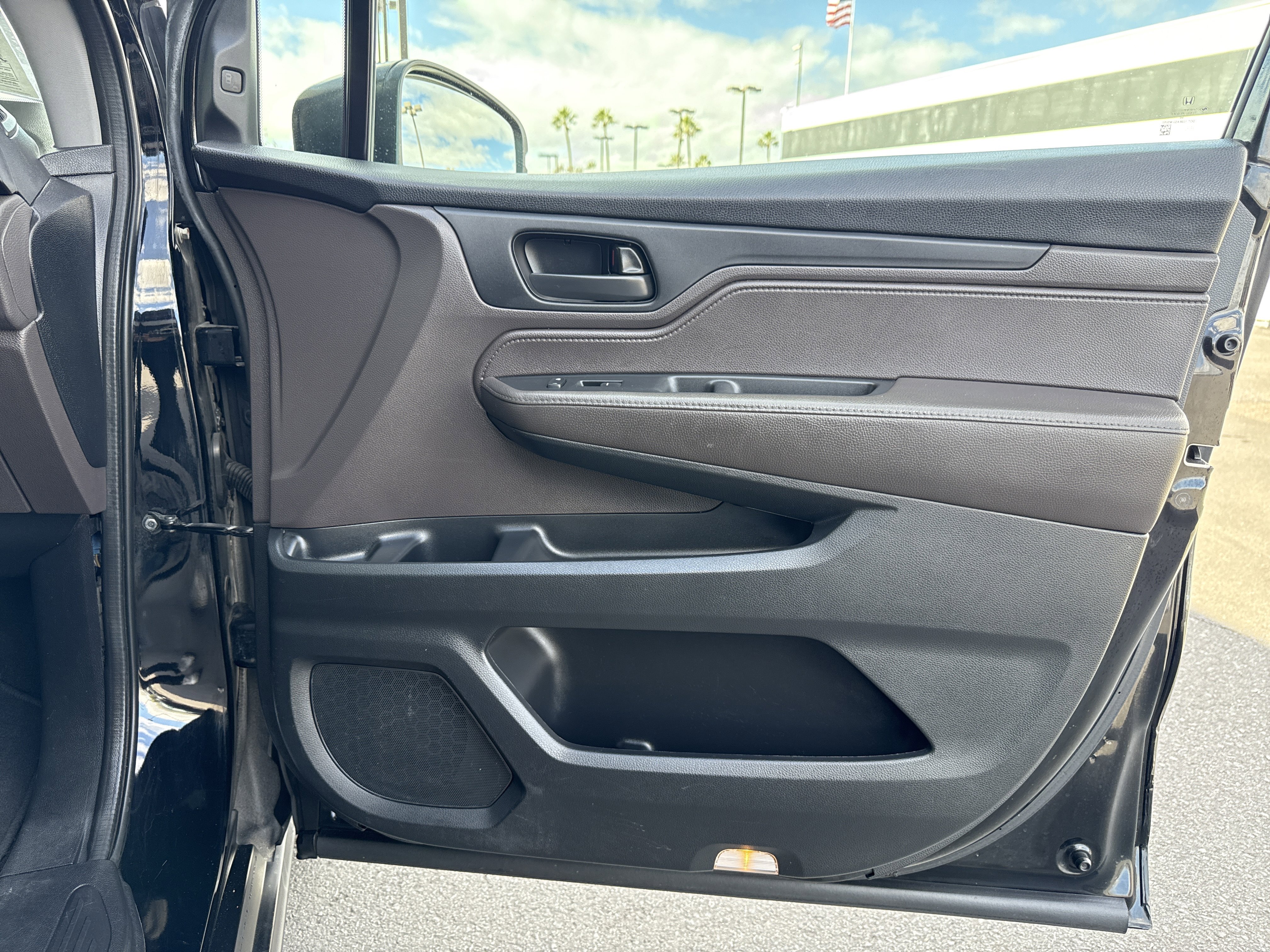 Used 2018 Honda Odyssey EX-L image 35