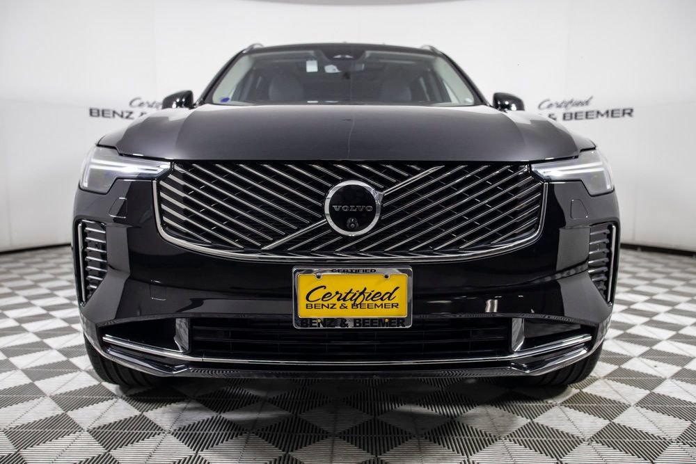 Used 2025 Volvo XC90 T8 Plus w/ Protection Package Premier AWD/4WD image 5
