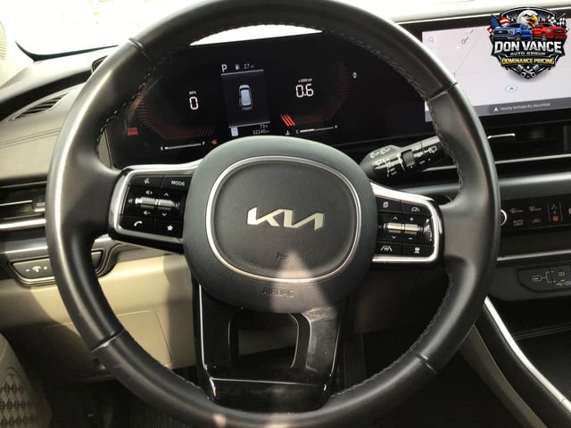 Used 2025 Kia Carnival image 14