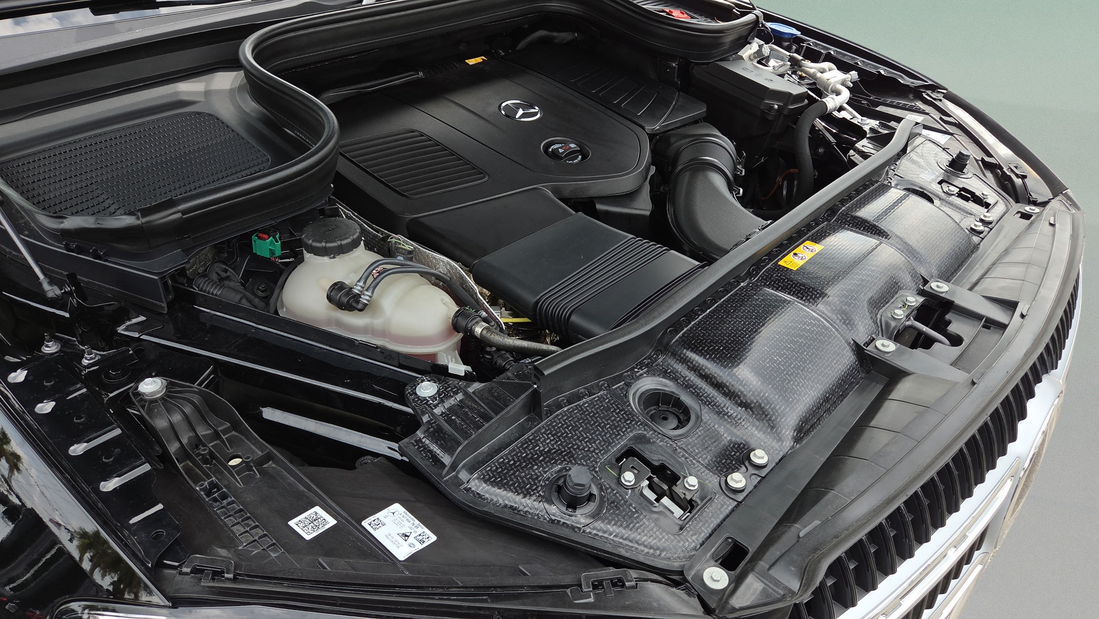 Used 2025 Mercedes-Benz GLE 450e 4MATIC image 18