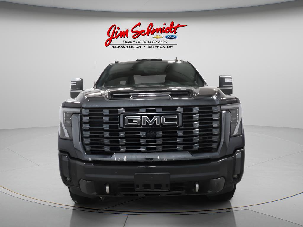 Used 2024 GMC Sierra 2500 Denali Ultimate AWD/4WD image 3
