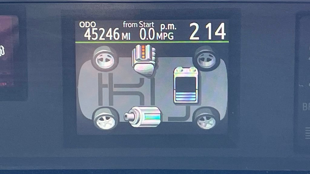 Used 2015 Toyota Prius C Three FWD image 30