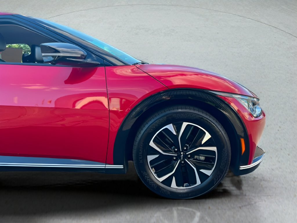 Used 2023 Kia EV6 Wind w/ Wind Technology Package AWD/4WD image 24