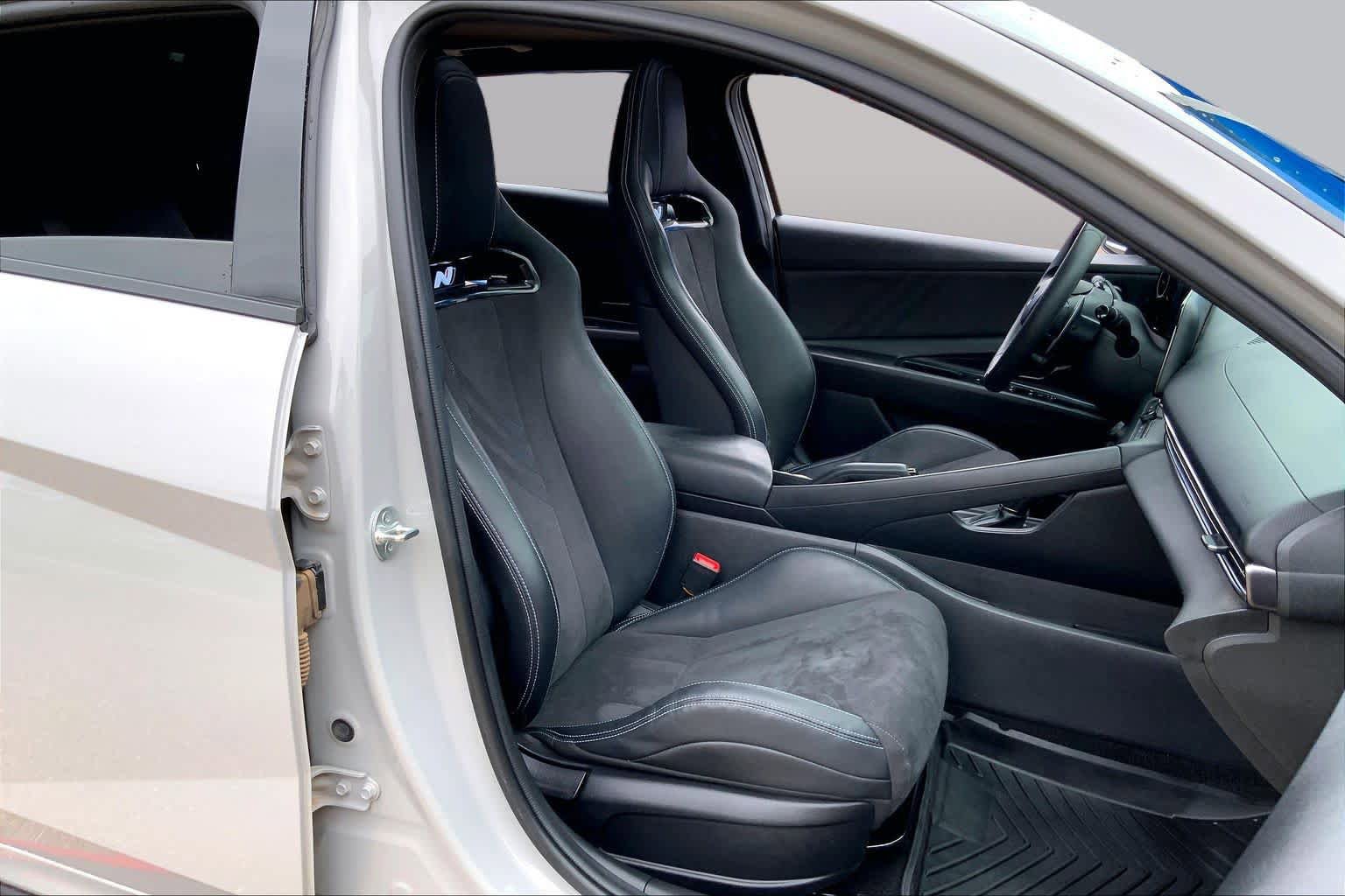 Used 2023 Hyundai Elantra N FWD image 9