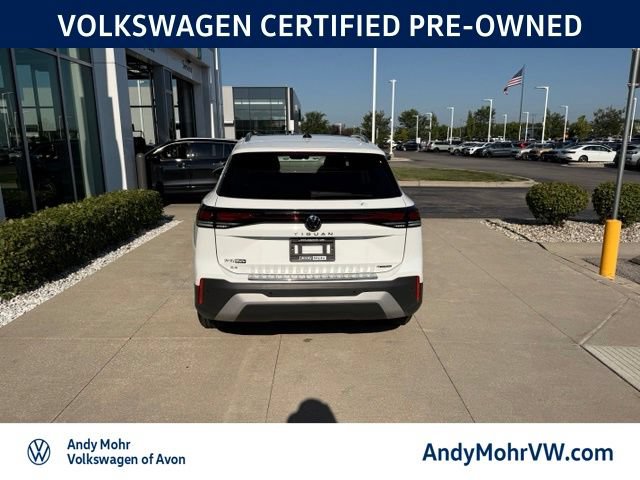 Used 2026 Volkswagen Tiguan SE w/ Panoramic Sunroof Package AWD/4WD image 8