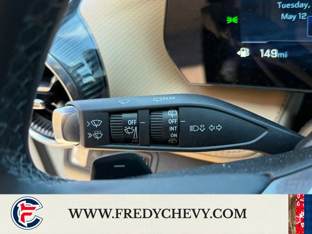 Used 2025 Chevrolet Equinox ACTIV w/ Safety and Technology Package FWD image 18