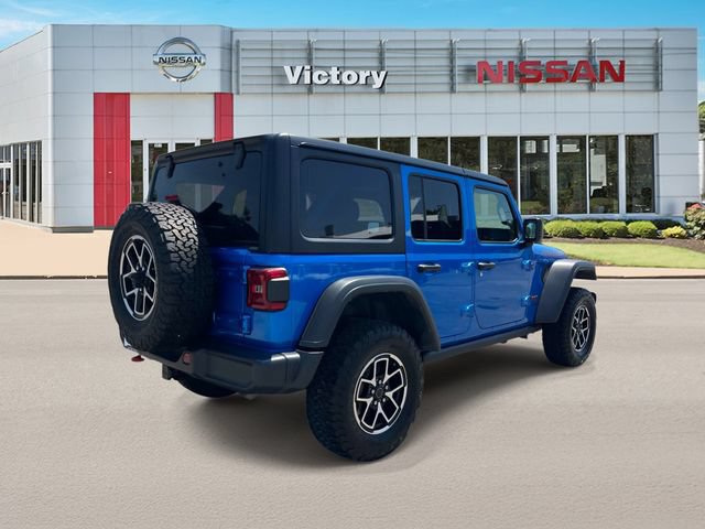 Used 2024 Jeep Wrangler Unlimited Rubicon AWD/4WD image 3