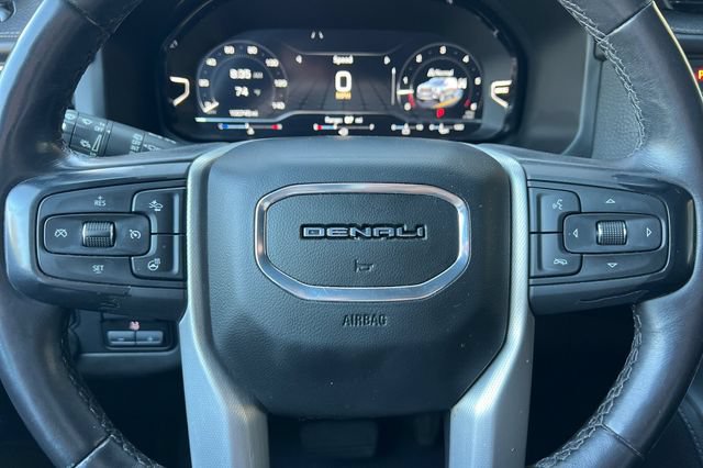 Used 2022 GMC Yukon Denali w/ Denali Premium Package AWD/4WD image 33