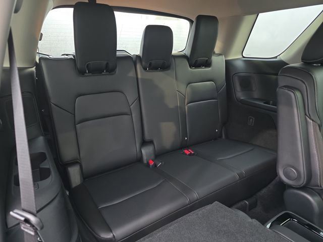 New 2025 Nissan Pathfinder SL w/ SL Premium Package image 12