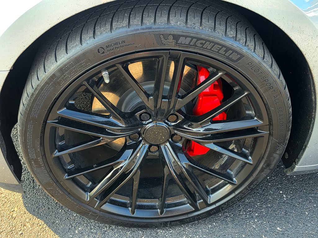 Used 2023 Chevrolet Camaro LT RWD image 13