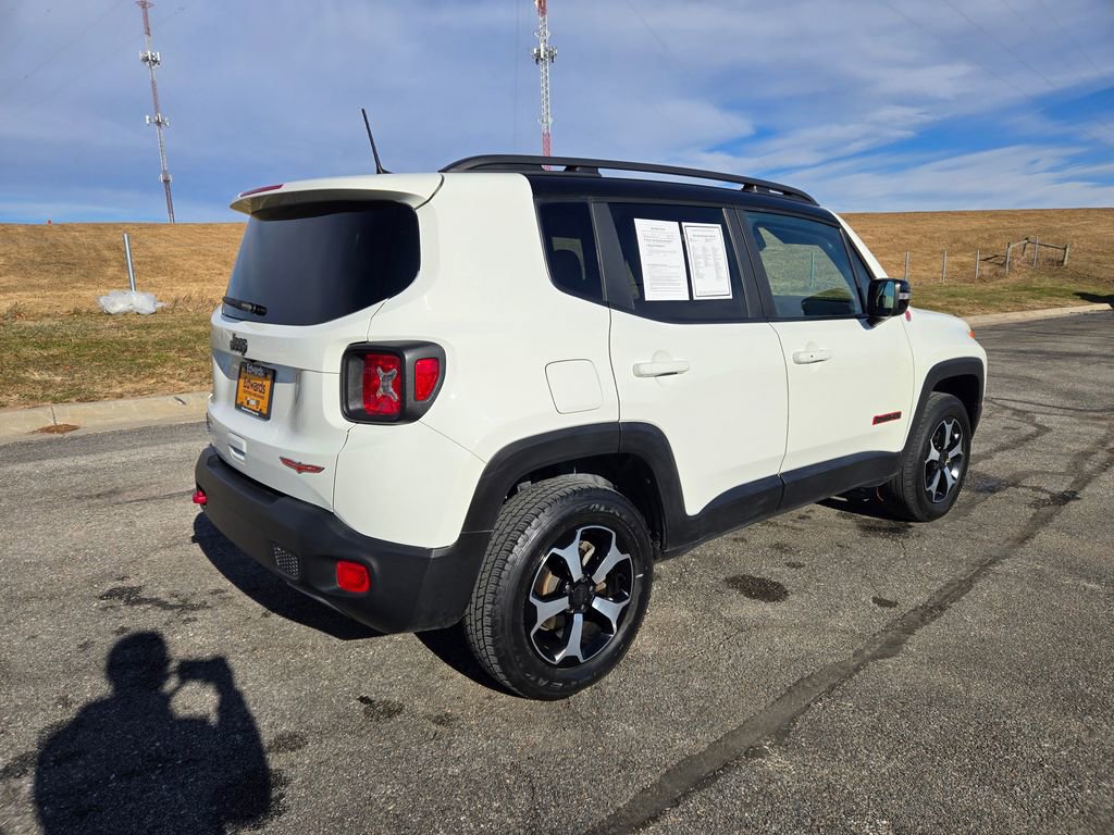 Used 2022 Jeep Renegade Trailhawk image 3