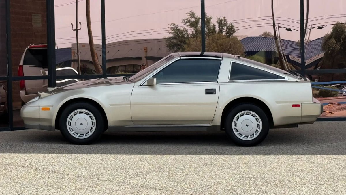 Used 1988 Nissan 300ZX GS RWD image 4