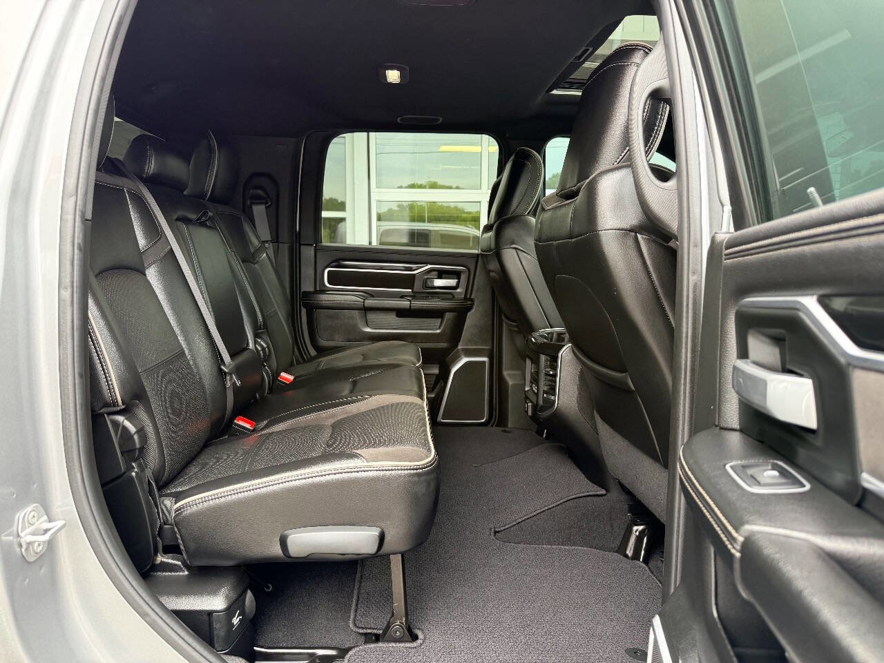 Used 2020 RAM 3500 Laramie AWD/4WD image 40