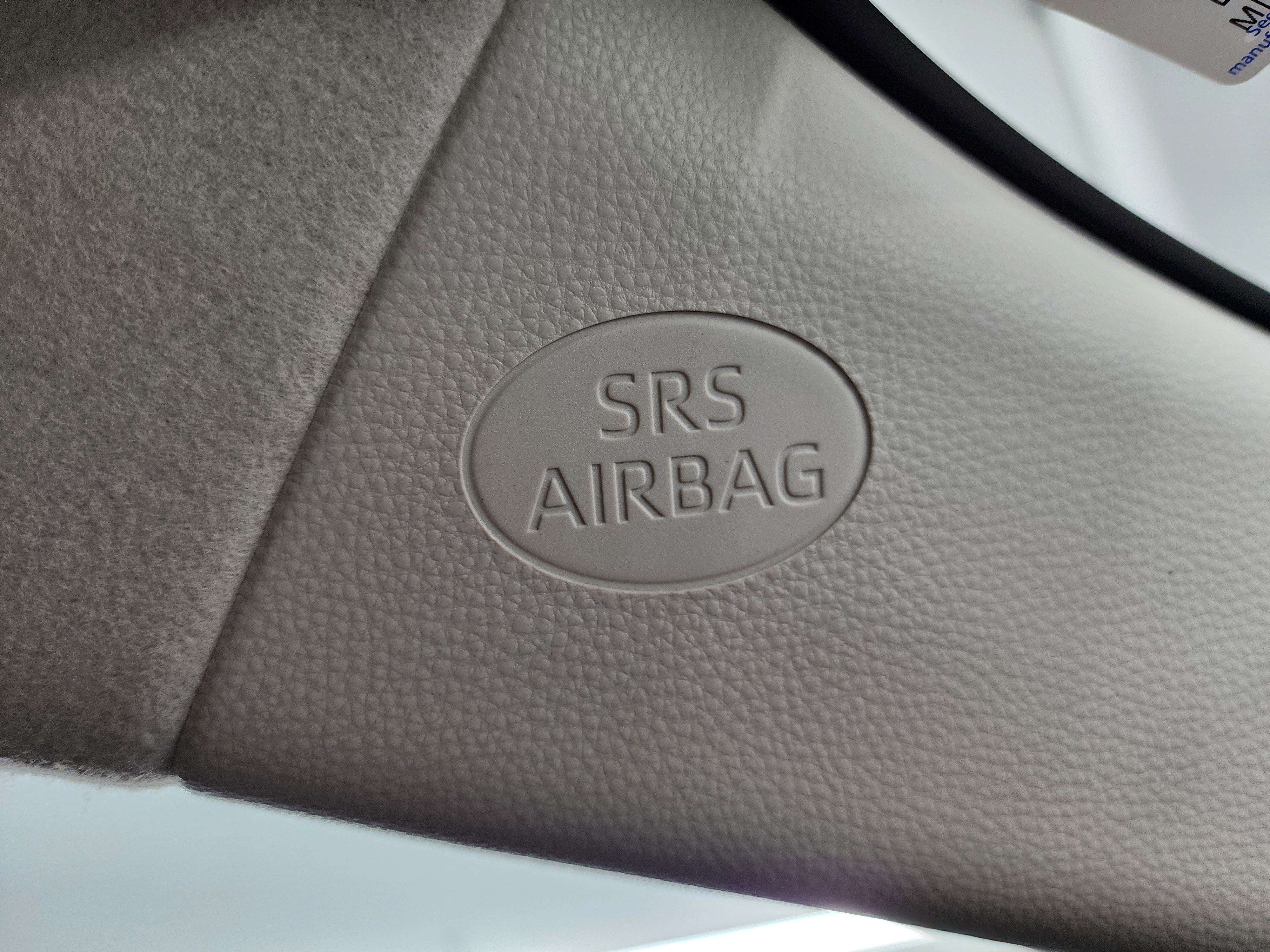 Used 2024 Toyota Corolla LE image 39