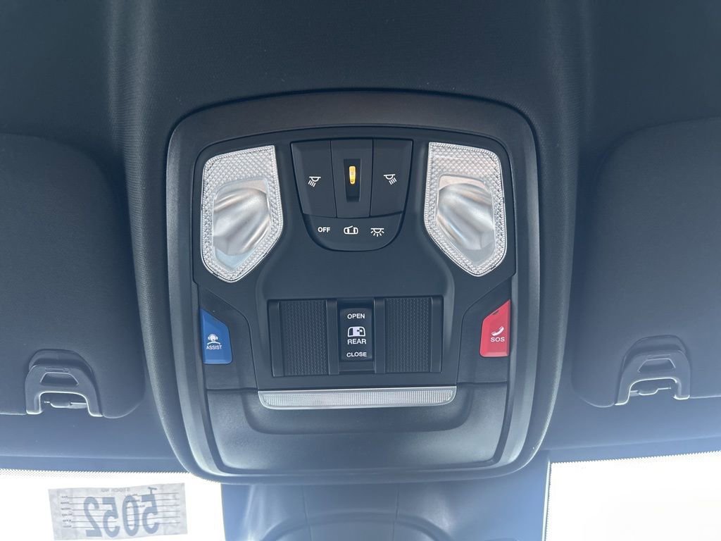 New 2026 RAM 3500 Big Horn AWD/4WD image 37