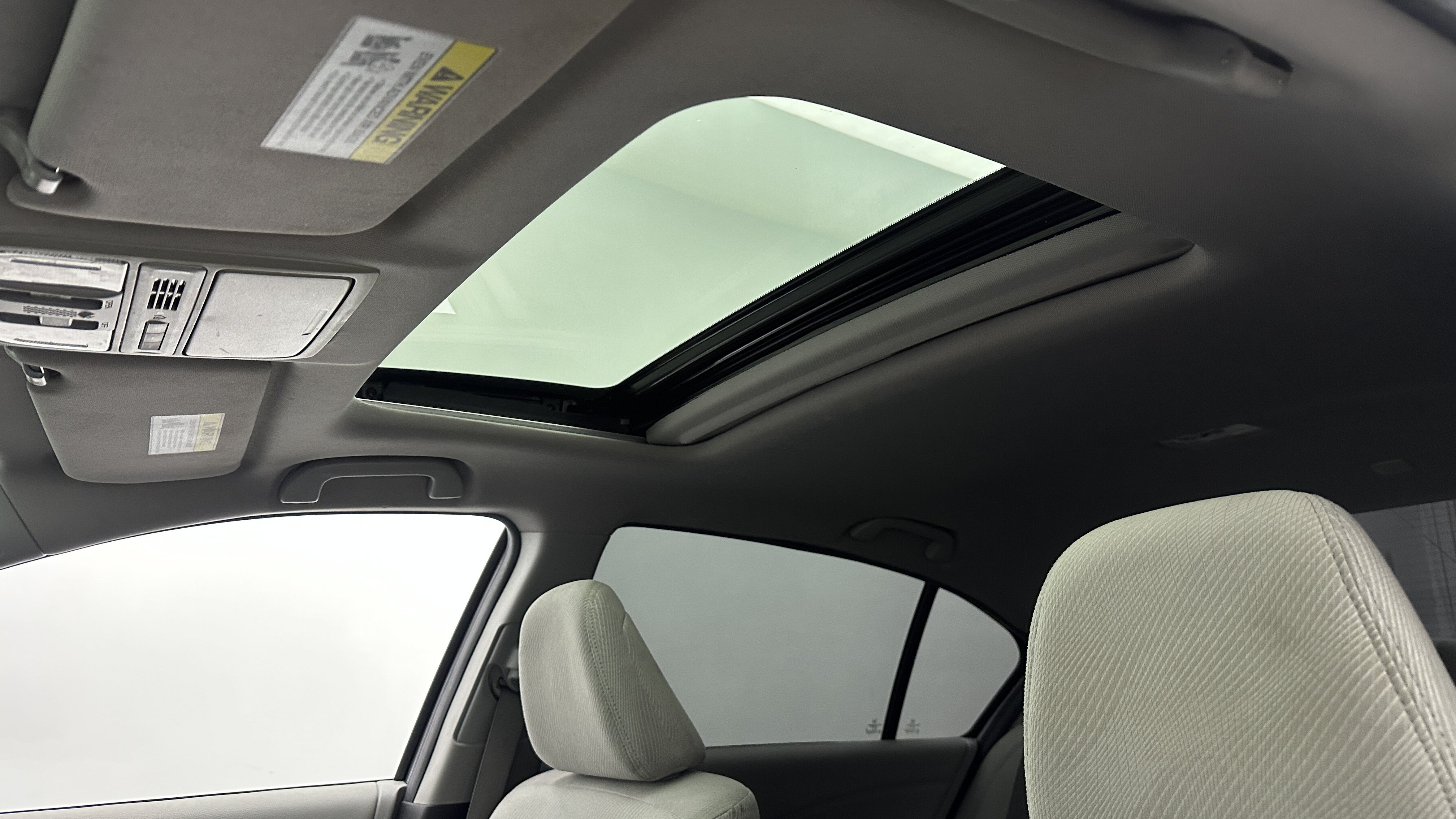 Used 2016 Honda Accord EX image 5