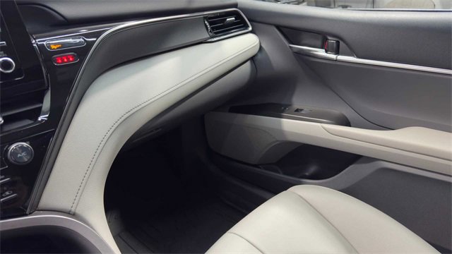 Used 2021 Toyota Camry SE w/ Convenience Package image 24